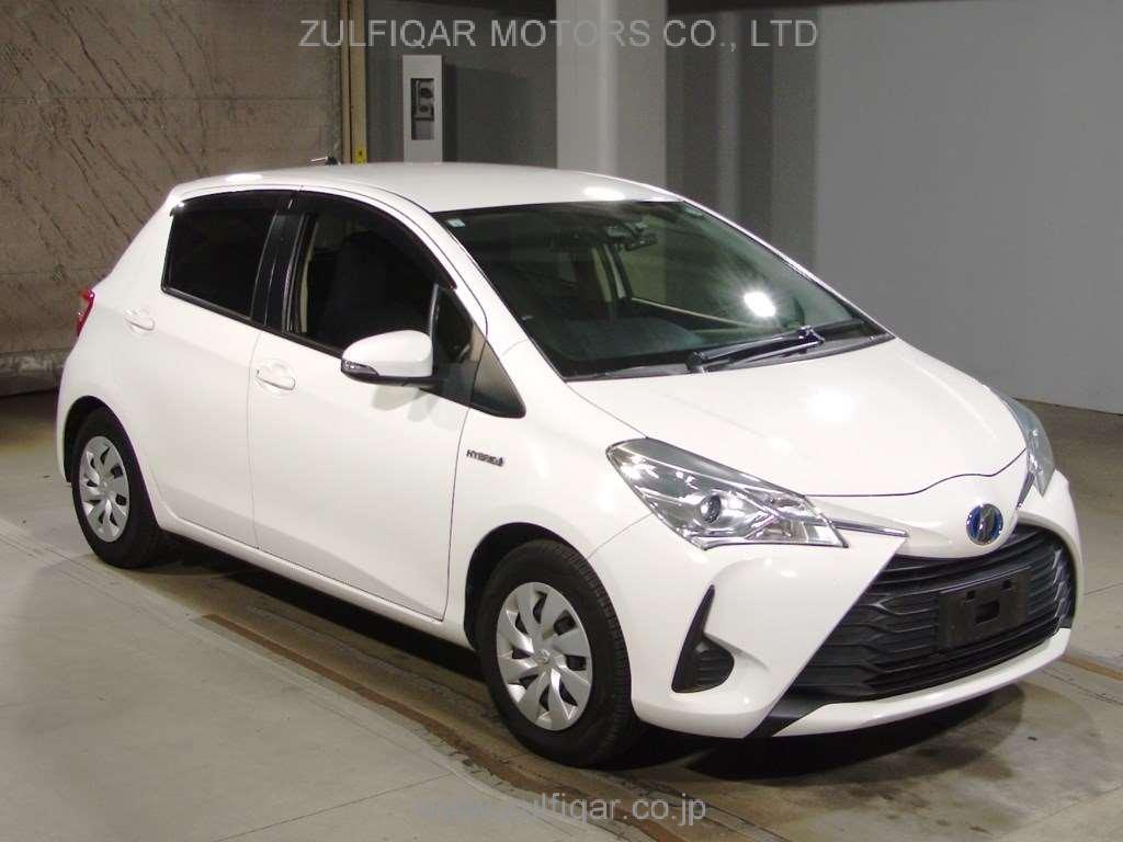 TOYOTA VITZ 2019 Image 3