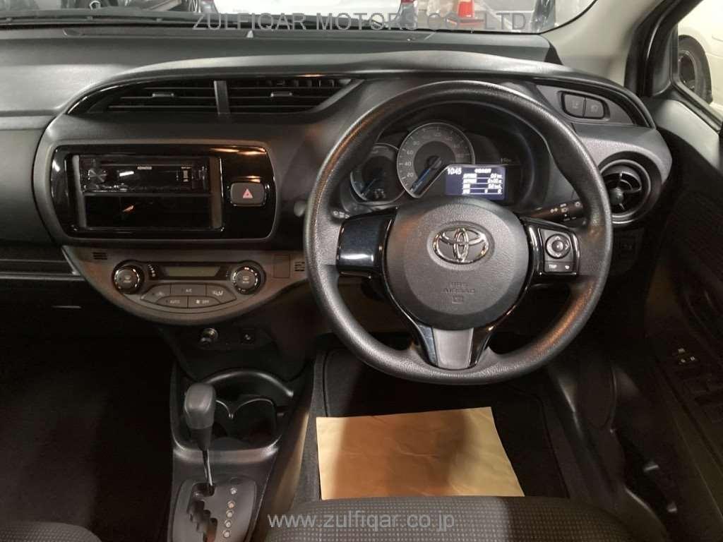 TOYOTA VITZ 2019 Image 6