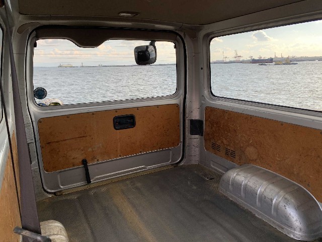 TOYOTA HIACE 2017 Image 23