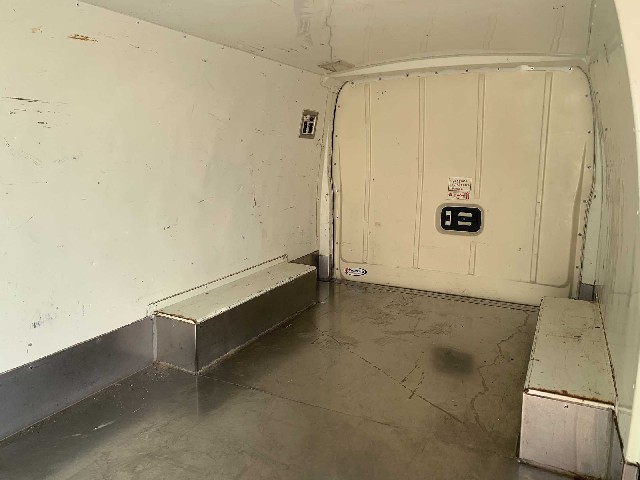 TOYOTA HIACE 2017 Image 24