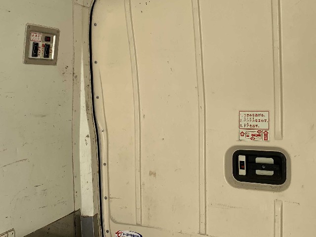 TOYOTA HIACE 2017 Image 25