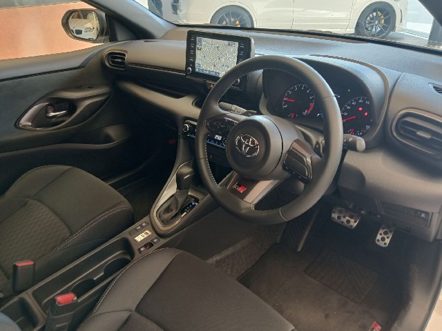 TOYOTA GR YARIS 2023 Image 24