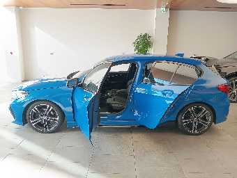 BMW 1 SERIES 2023 Image 11