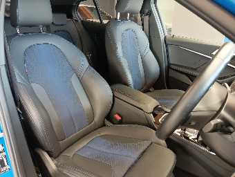 BMW 1 SERIES 2023 Image 19