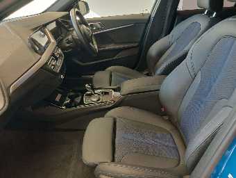 BMW 1 SERIES 2023 Image 26