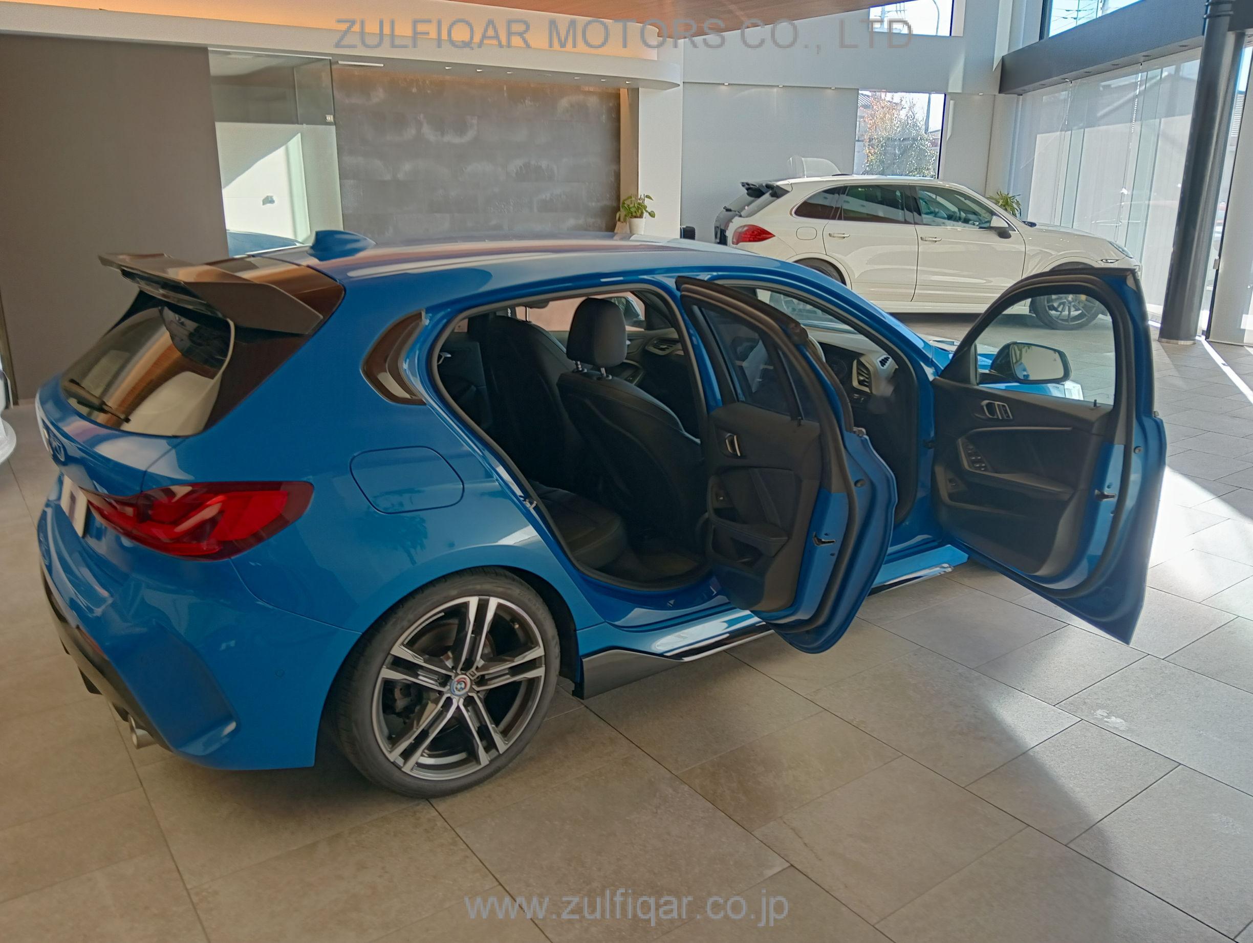 BMW 1 SERIES 2023 Image 6