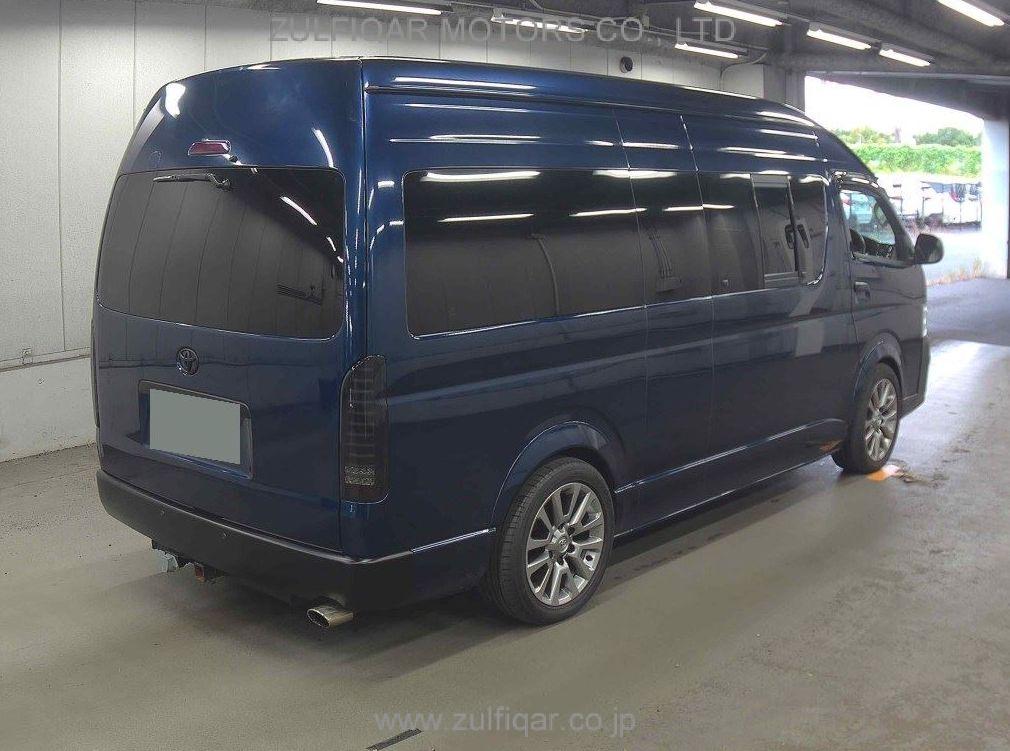 TOYOTA HIACE 2011 Image 4