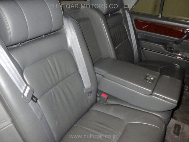 TOYOTA CENTURY 2003 Image 8