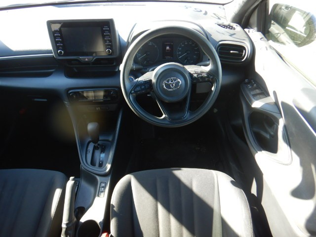 TOYOTA YARIS 2021 Image 19