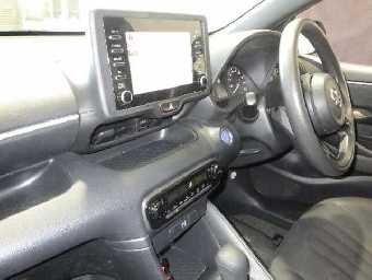 TOYOTA YARIS 2021 Image 3