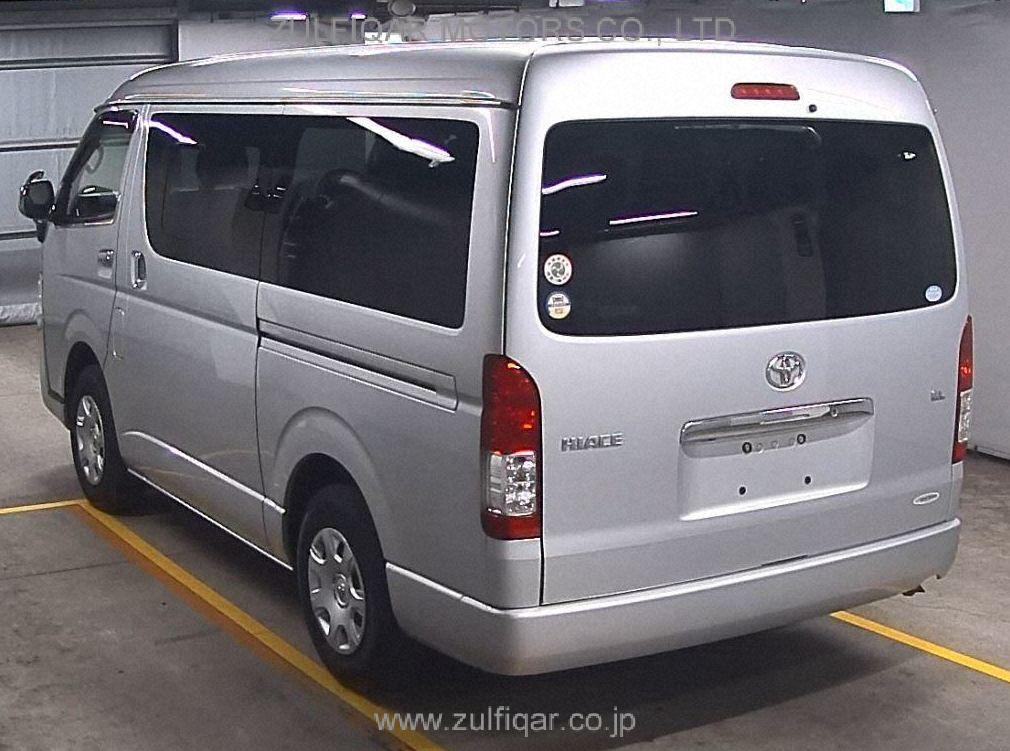 TOYOTA HIACE WAGON 2015 Image 3