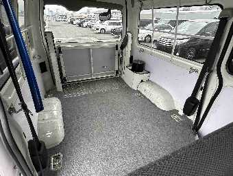 TOYOTA HIACE 2016 Image 18