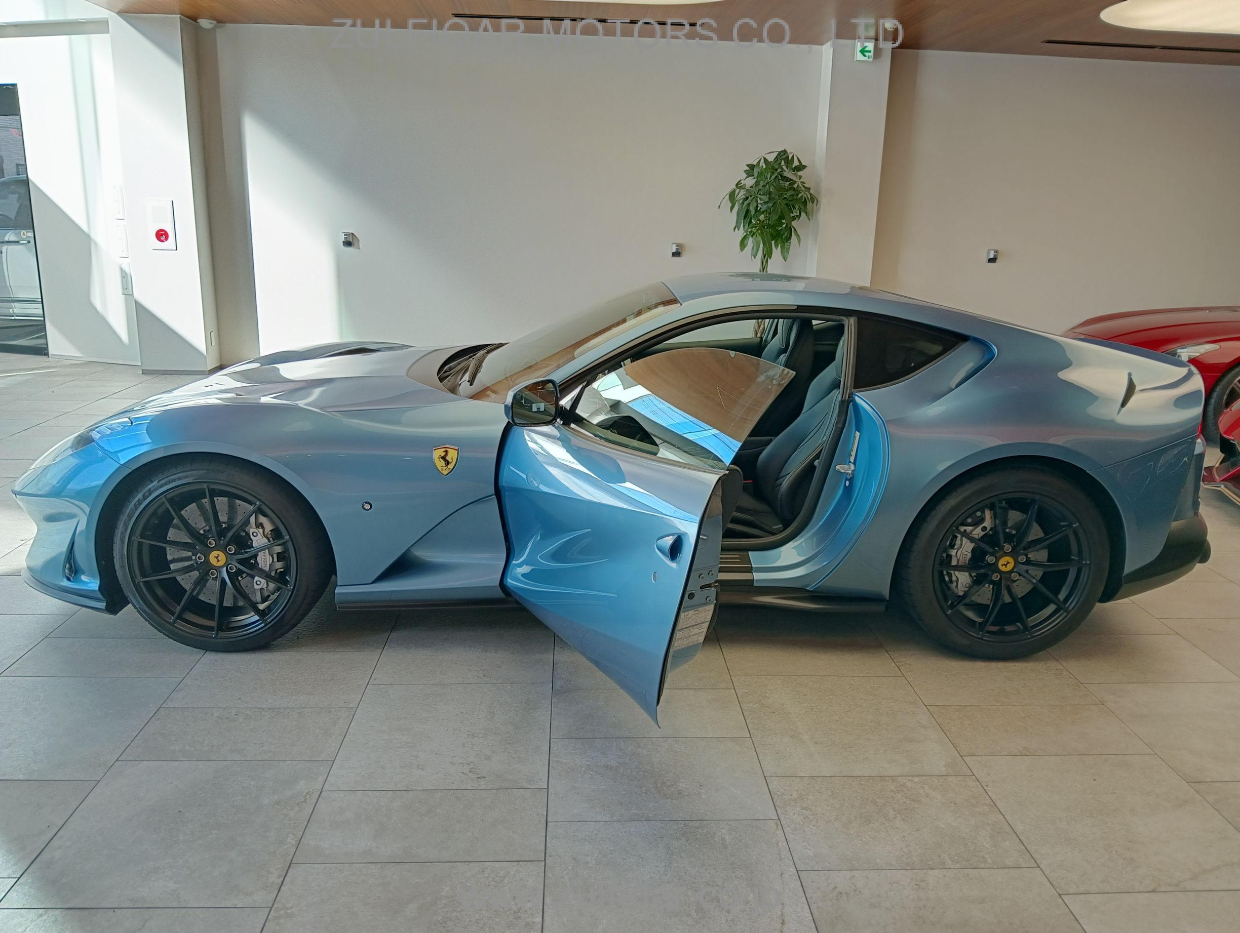 FERRARI 812 SUPERFAST 2019 Image 11