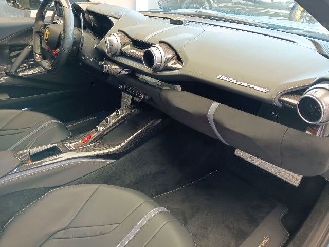 FERRARI 812 SUPERFAST 2019 Image 28