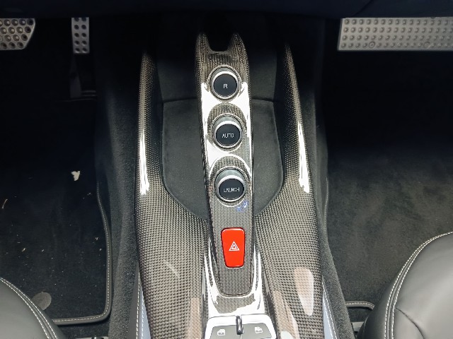 FERRARI 812 SUPERFAST 2019 Image 34