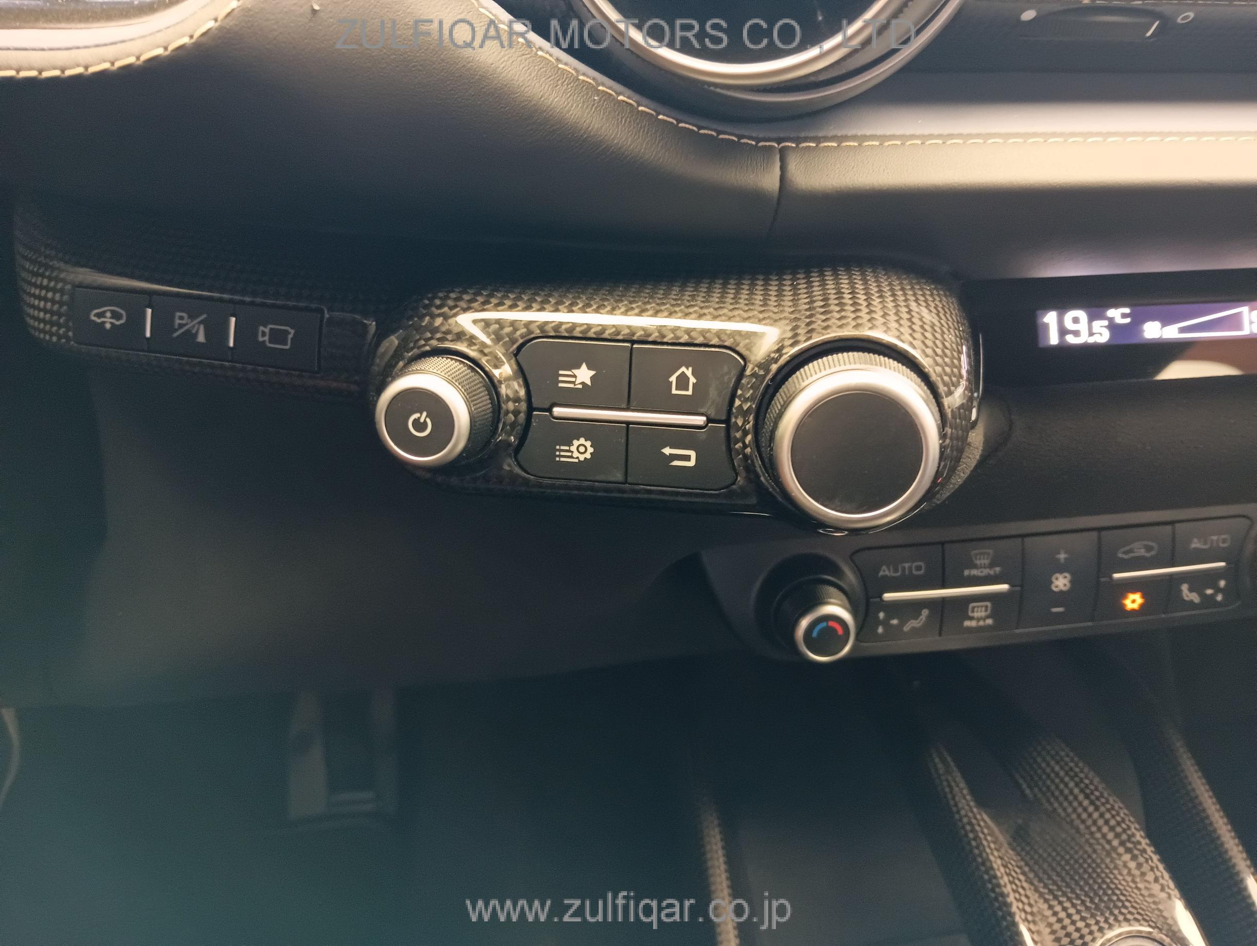 FERRARI 812 SUPERFAST 2019 Image 35