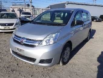 TOYOTA ISIS 2017 Image 1