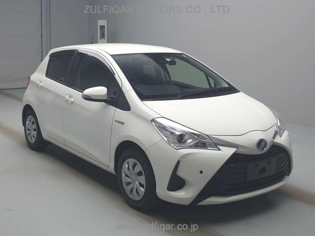 TOYOTA VITZ 2019 Image 3