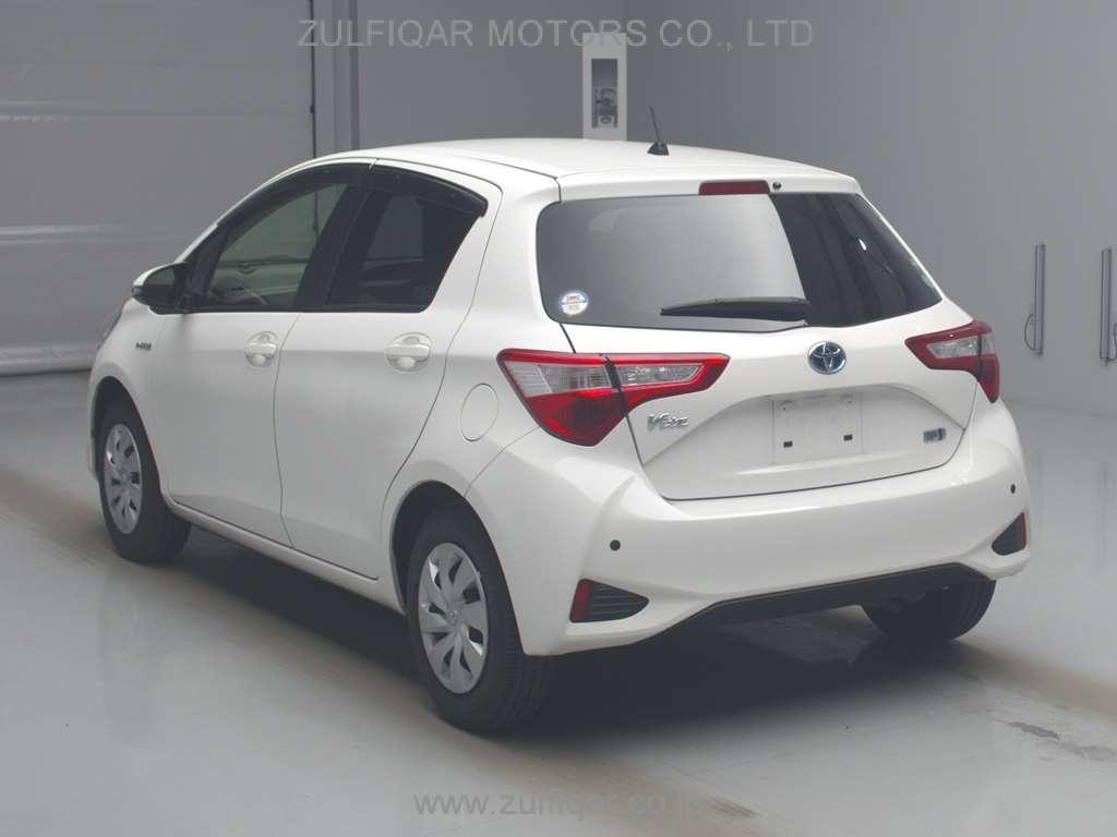 TOYOTA VITZ 2019 Image 4