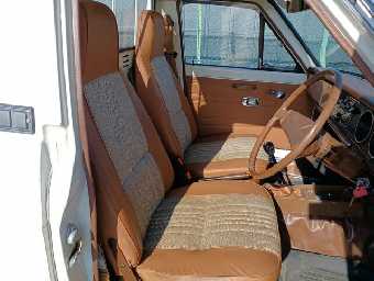 NISSAN SUNNY TRUCK 1988 Image 10