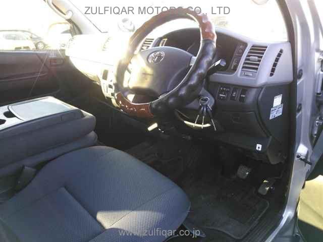 TOYOTA HIACE 2012 Image 3