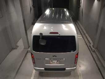 TOYOTA HIACE 2012 Image 7