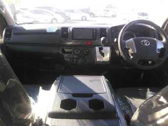 TOYOTA HIACE 2019 Image 8