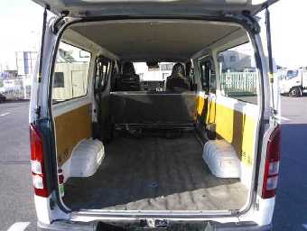 TOYOTA HIACE 2019 Image 9