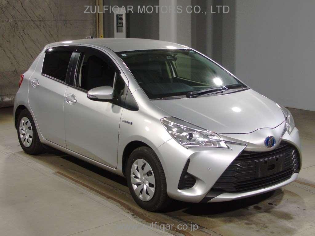 TOYOTA VITZ 2019 Image 3