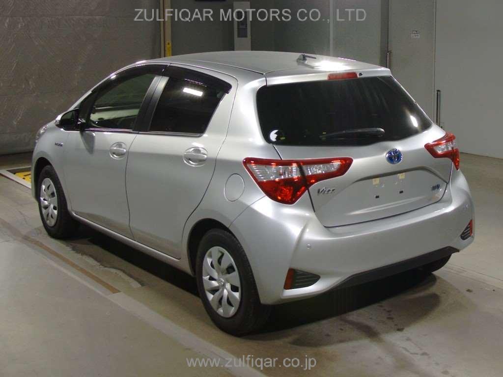 TOYOTA VITZ 2019 Image 4