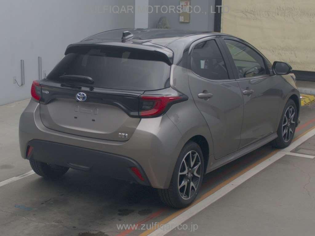 TOYOTA YARIS 2021 Image 2