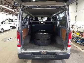 TOYOTA HIACE 2019 Image 11