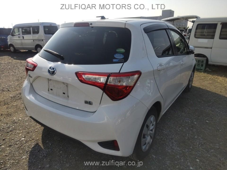 TOYOTA VITZ 2019 Image 2