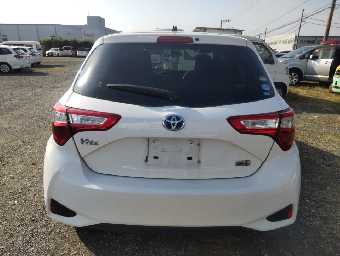 TOYOTA VITZ 2019 Image 3