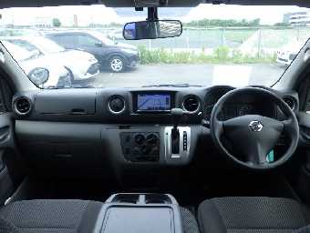 NISSAN NV350 CARAVAN 2019 Image 15