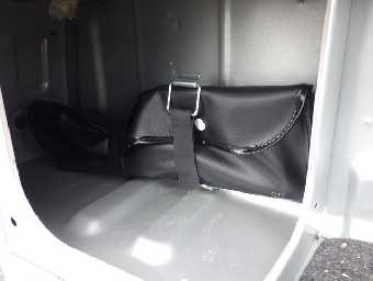 NISSAN NV350 CARAVAN 2019 Image 26