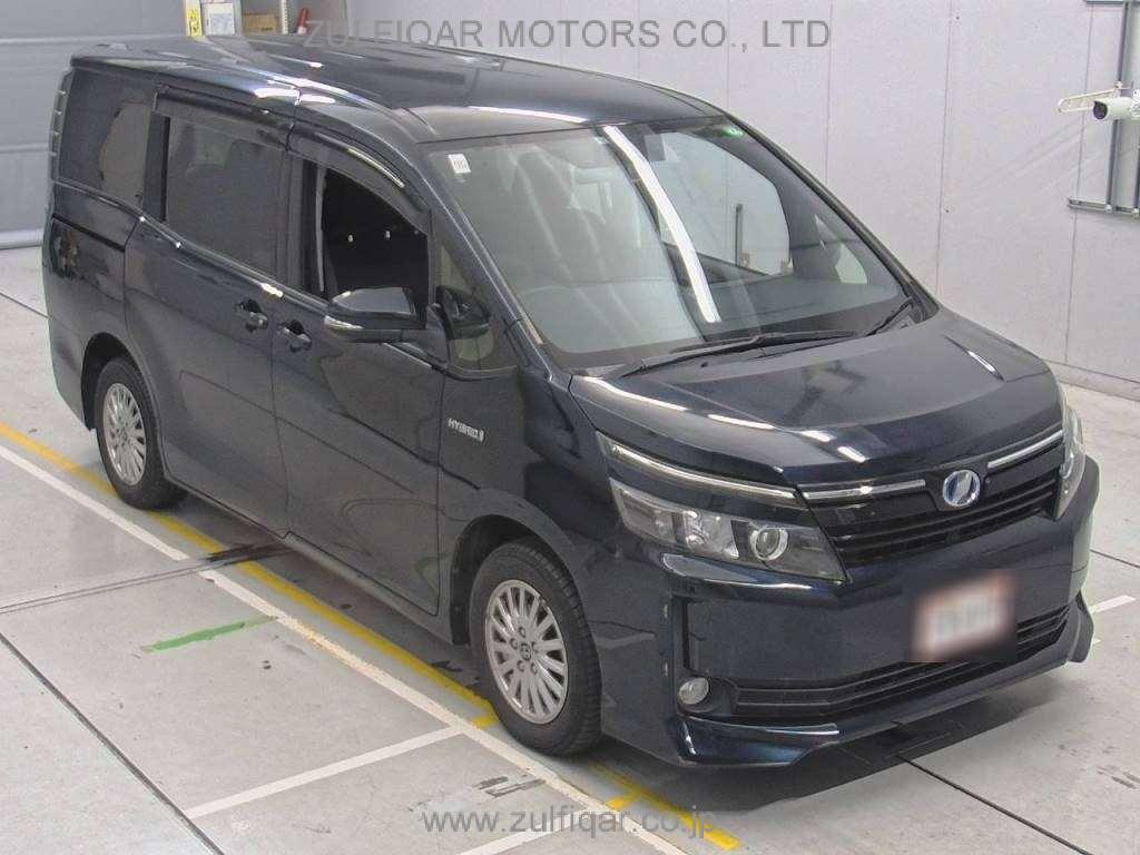 TOYOTA VOXY 2014 Image 5