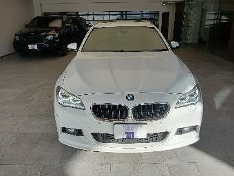 BMW 5 SERIES 2013 Image 2
