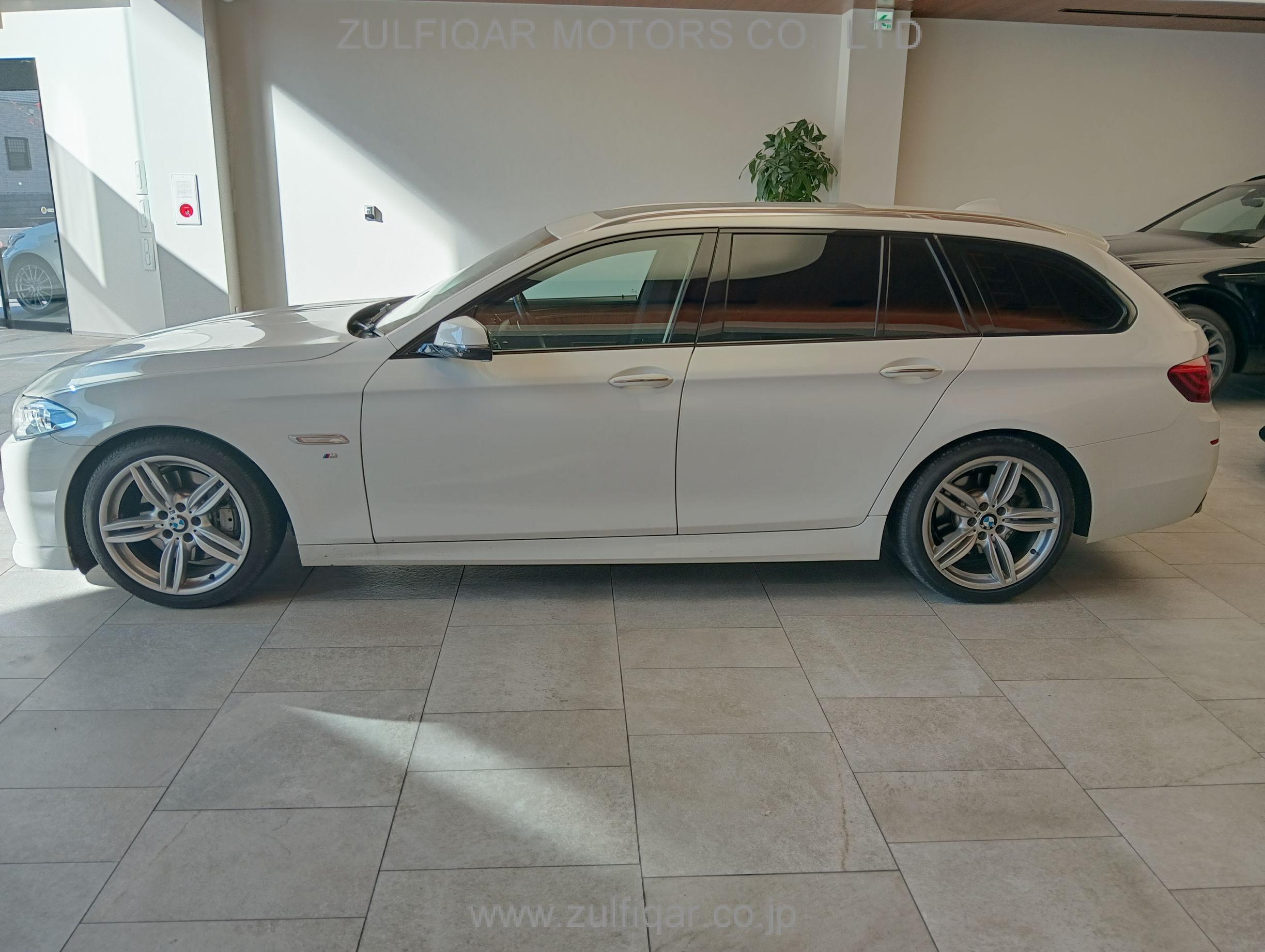 BMW 5 SERIES 2013 Image 12