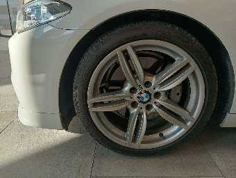 BMW 5 SERIES 2013 Image 13