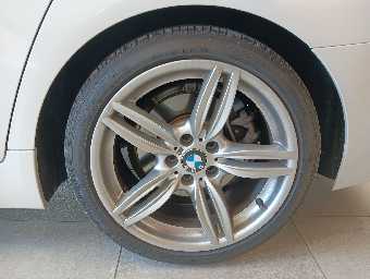 BMW 5 SERIES 2013 Image 14