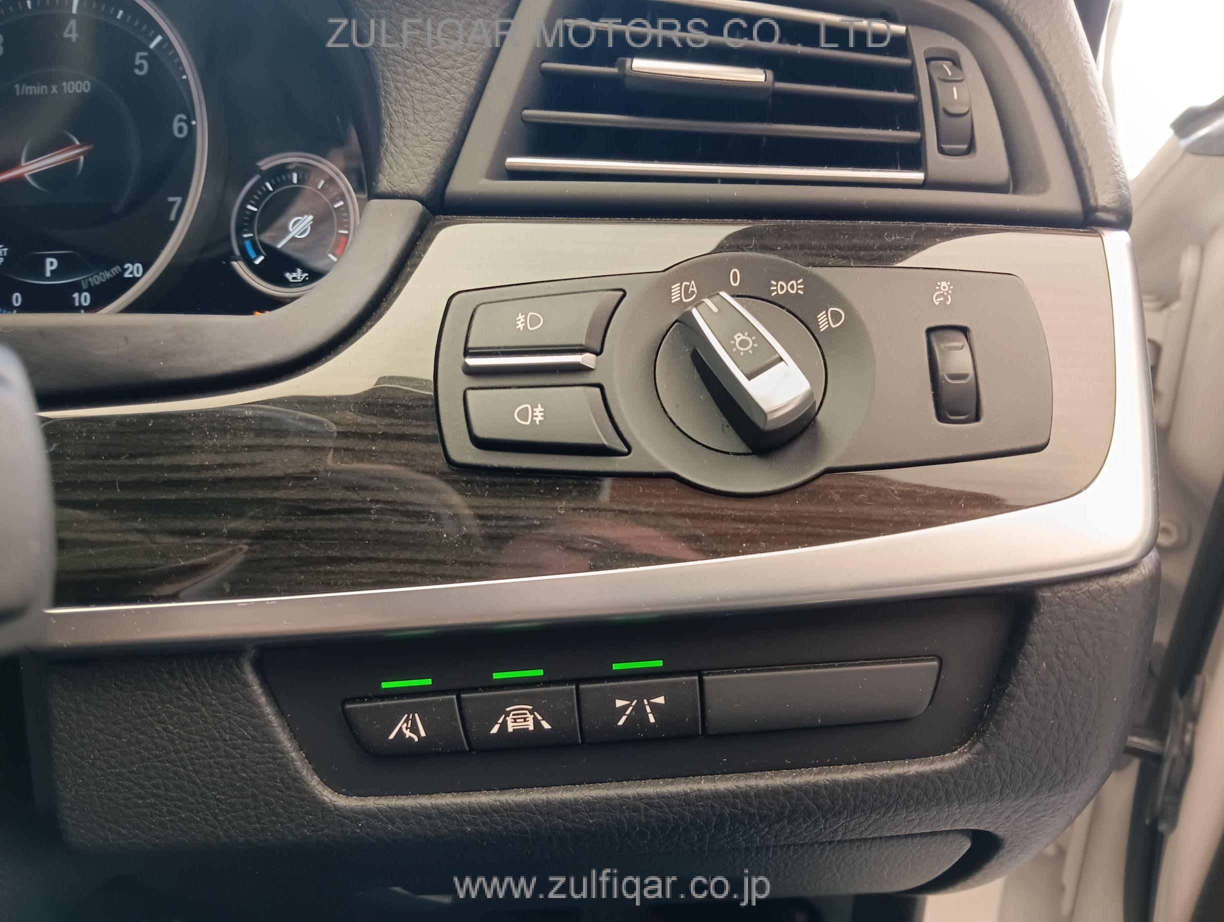 BMW 5 SERIES 2013 Image 37