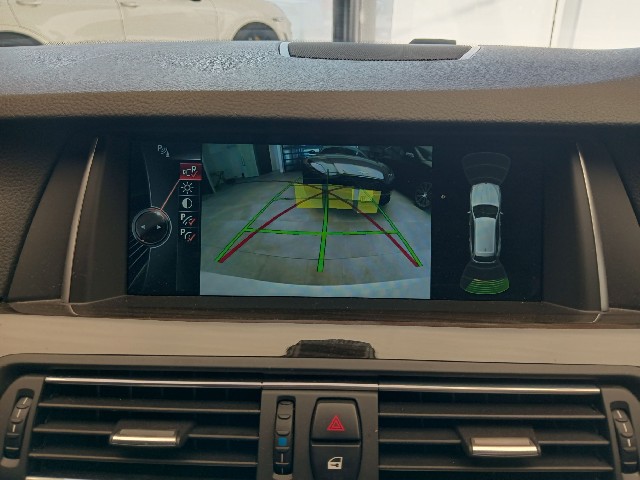 BMW 5 SERIES 2013 Image 39