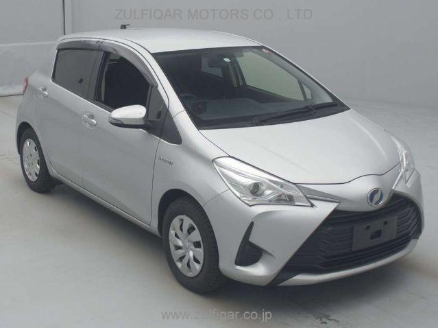 TOYOTA VITZ 2019 Image 3