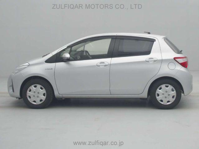 TOYOTA VITZ 2019 Image 5