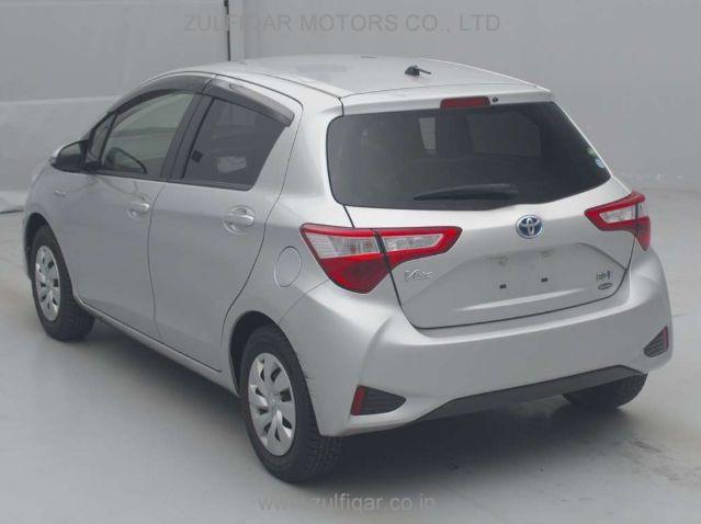 TOYOTA VITZ 2019 Image 4