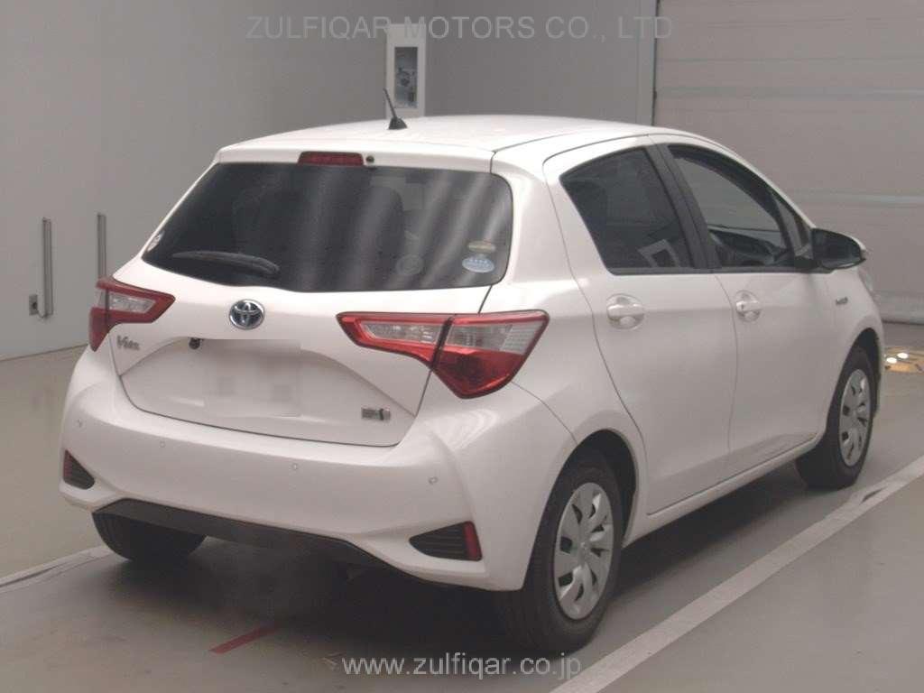 TOYOTA VITZ 2019 Image 2