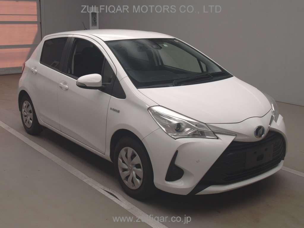 TOYOTA VITZ 2019 Image 3