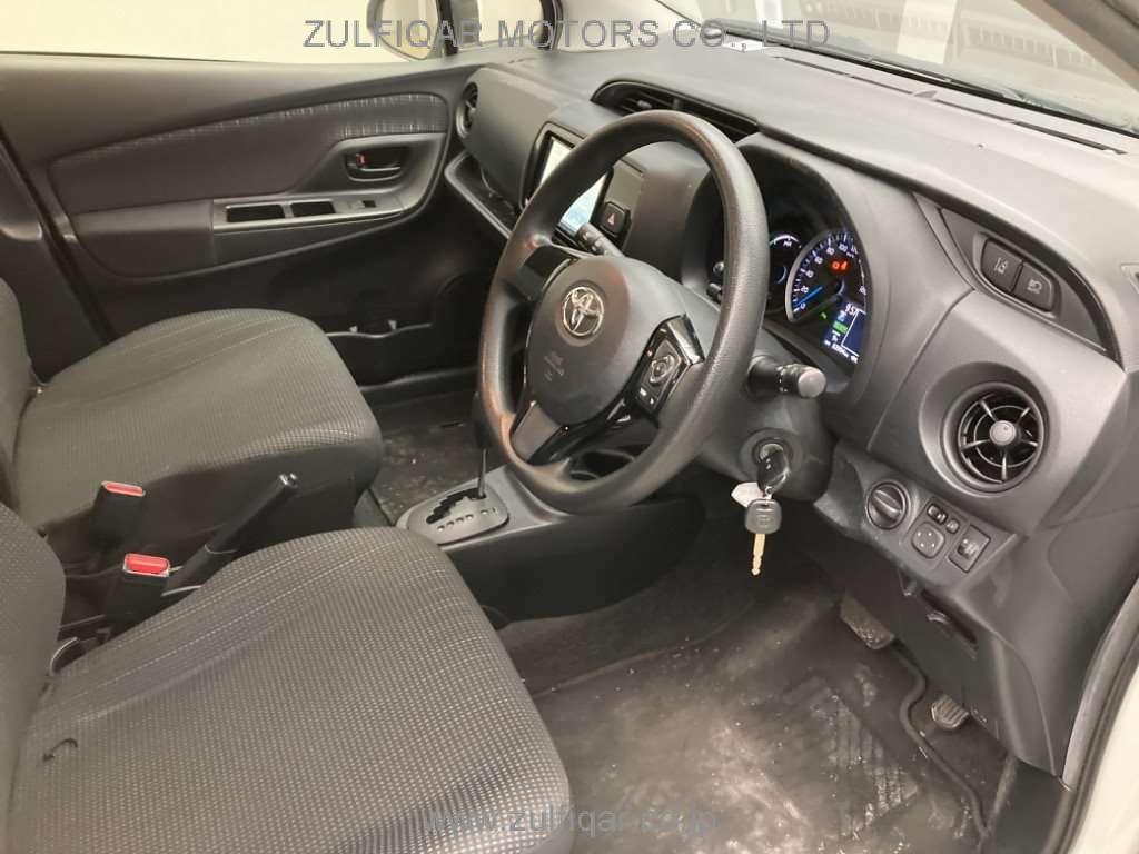 TOYOTA VITZ 2019 Image 5