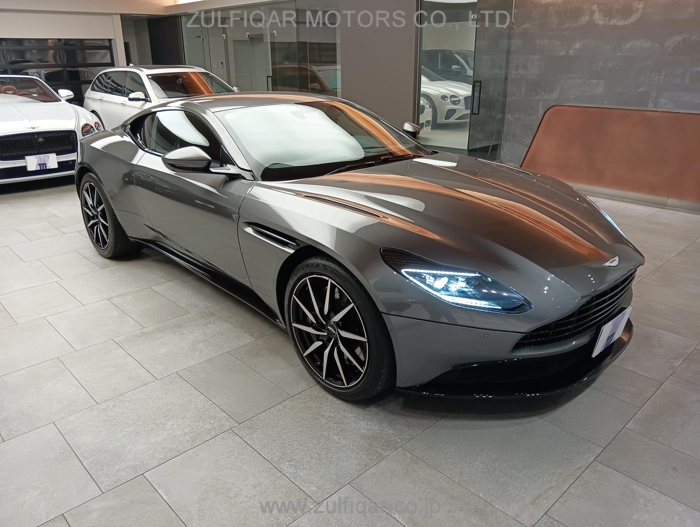 ASTON MARTIN DB11 2018 Image 3